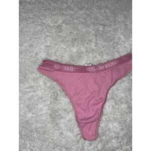 Victoria’s Secret Vintage Pink Cotton Signature Logo Thong Size M